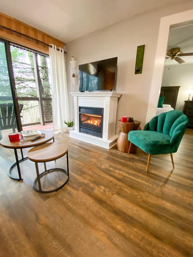Your Perfect Basecamp For Mountain Adventures! Beech Mountain Bagian luar foto